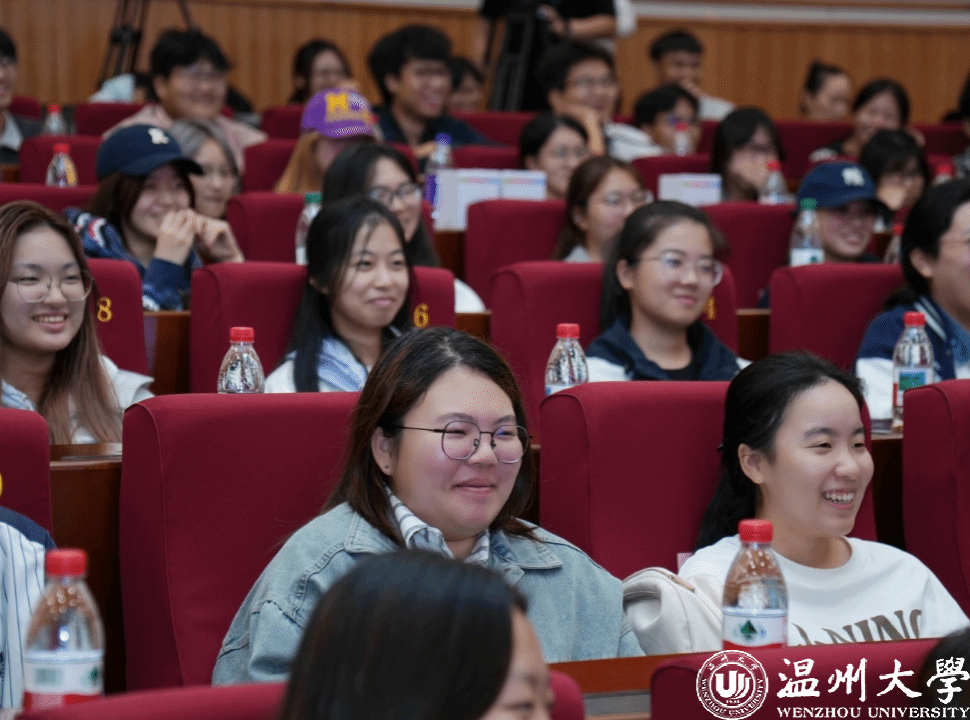 5800A52556F5DEF047D8579C804_400D7702_4CBF2