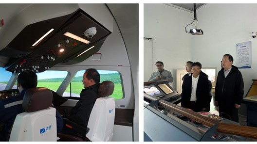 图4：体验C919飞行和船舶驾驶模拟设备