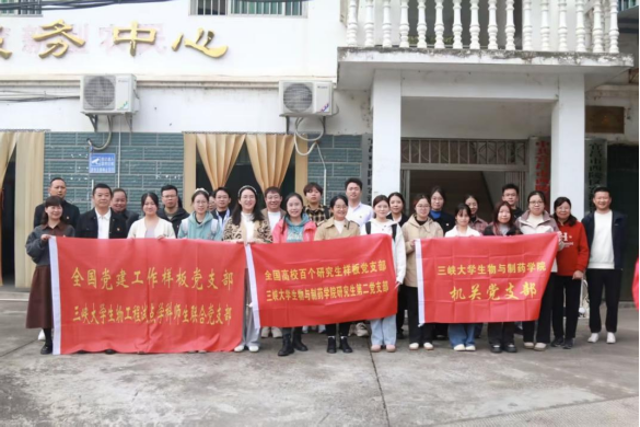 8a220659792a122cc6372f60ee99f346