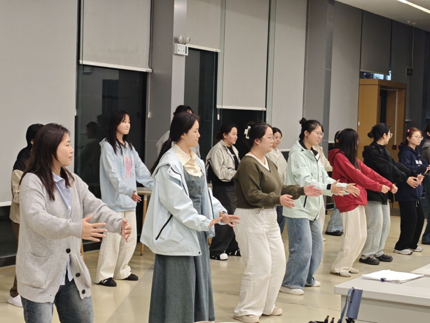 e1c0d183-3070-4af4-ac7d-208a8b235308