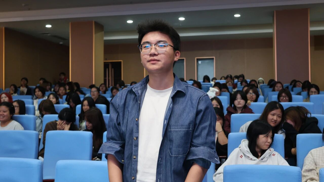 6b7e7cedc08fa5bf84fda6357ad91542