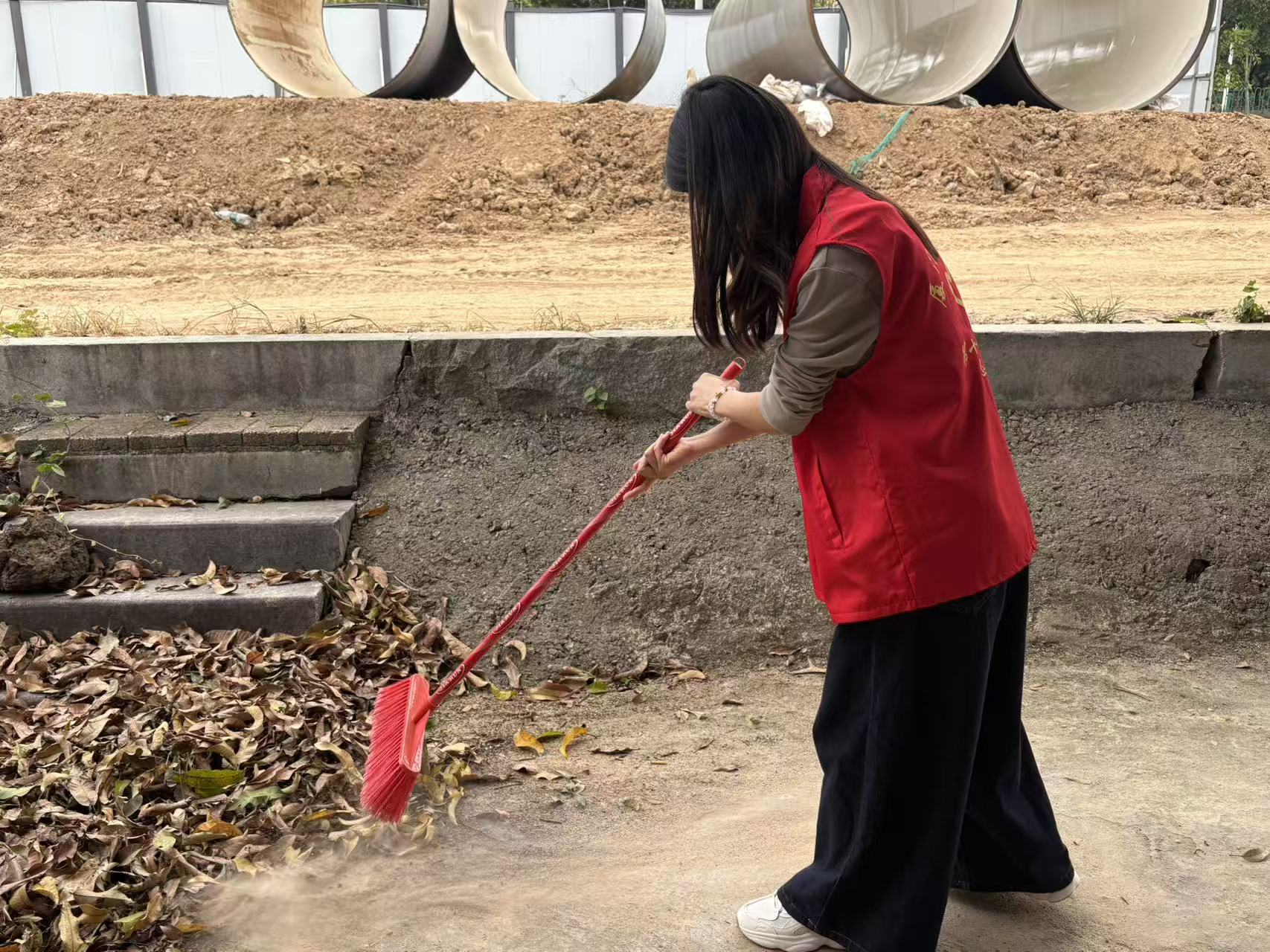 e4923c3a8b4428a483e37dd3106003f4