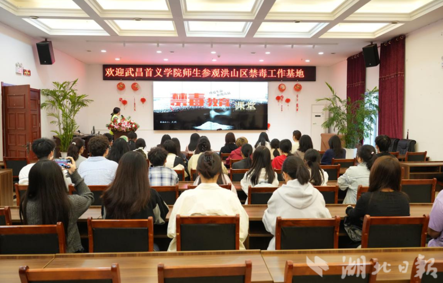 1c3b4d2d657b64d6b76e10b59aa5e7bc