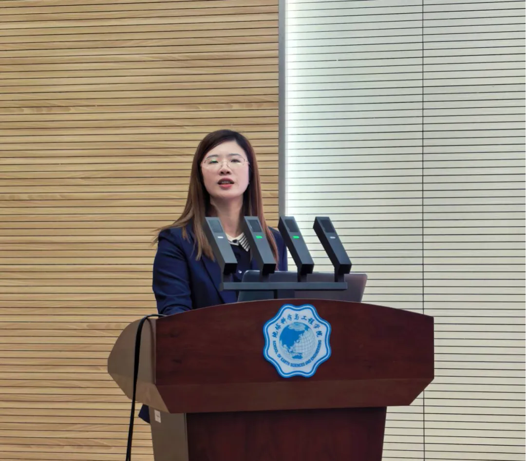 640.webp (1) 640.webp (1)