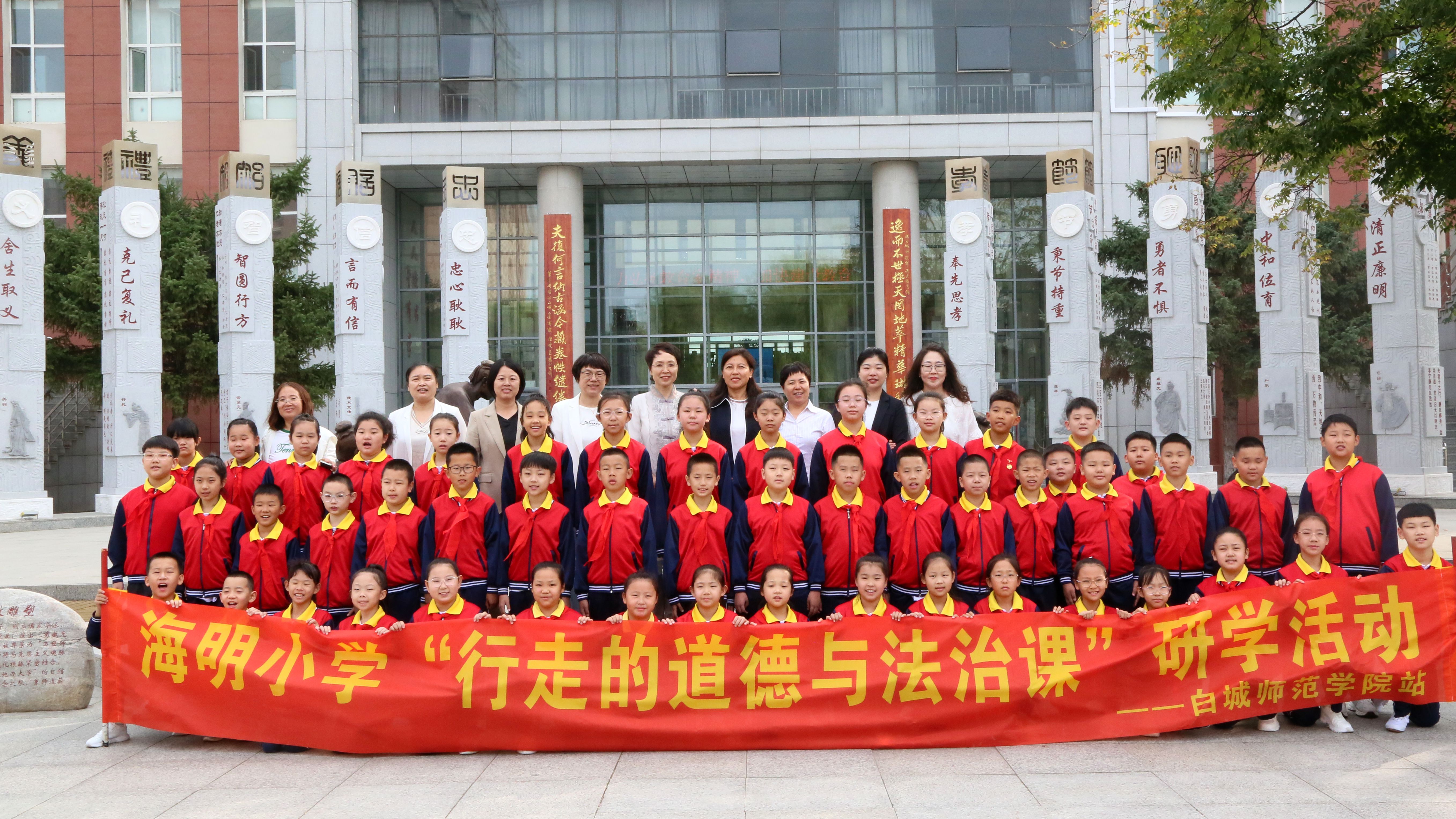 活动照片 (7) 活动照片 (7)