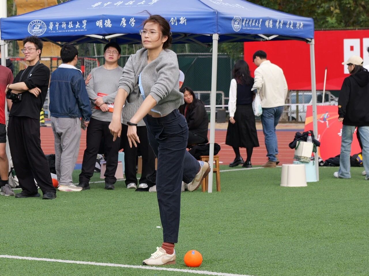 AD3E9E41AC454D7E4A89734B0ABE1B0C