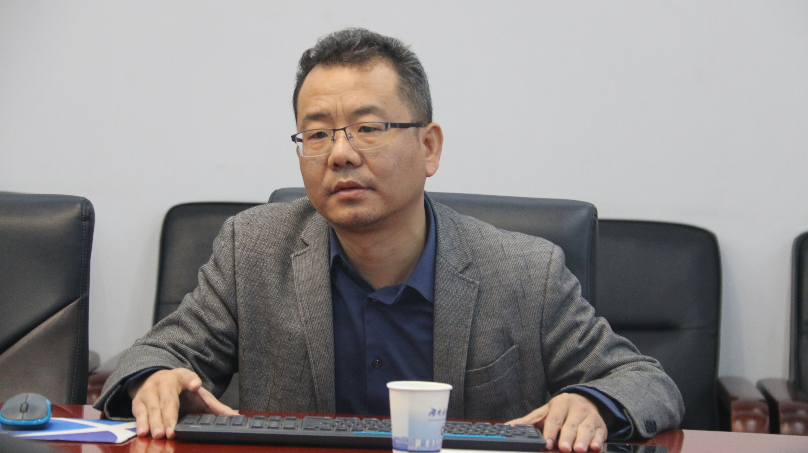 EC51E20EB0556C8D37C80696928C568B