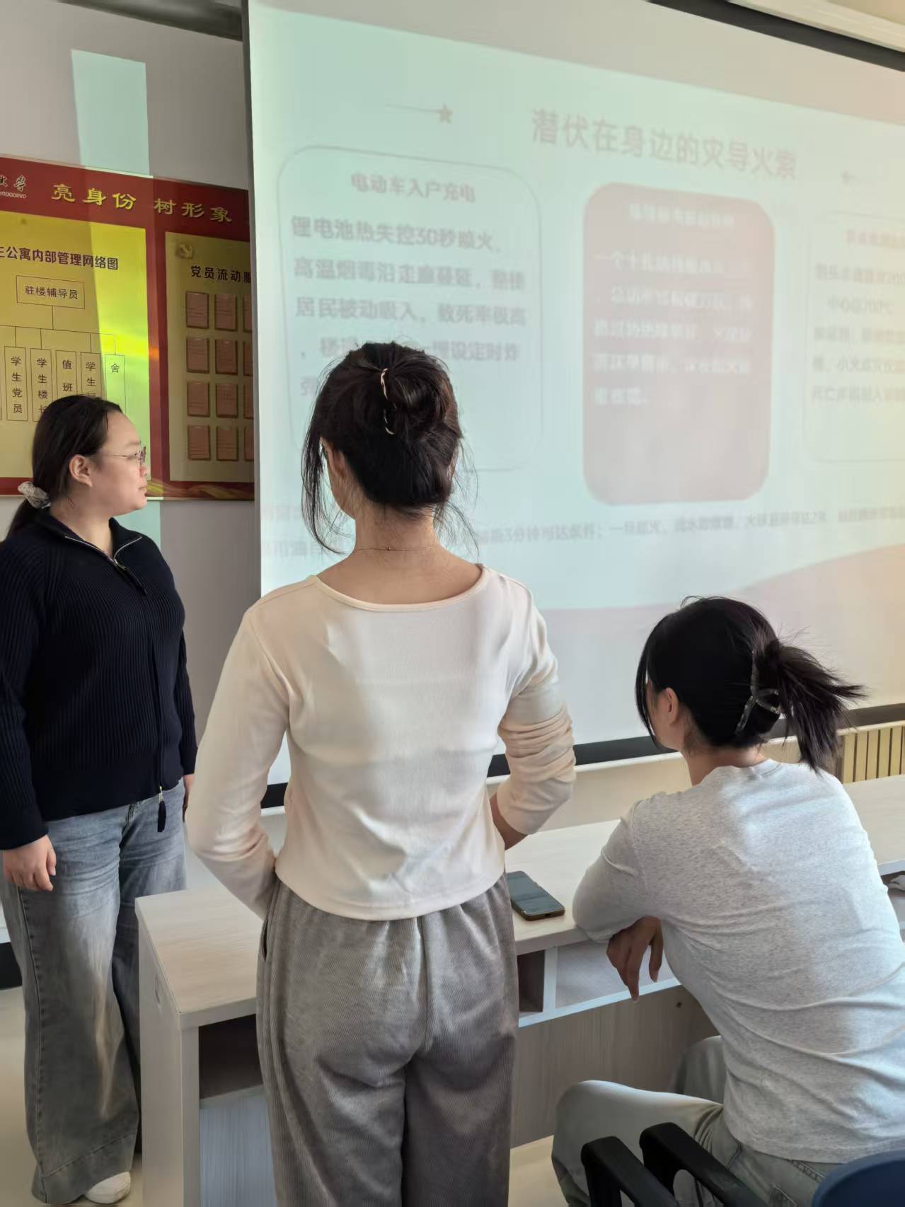 微信图片_20251106114840_12_460 微信图片_20251106114840_12_460