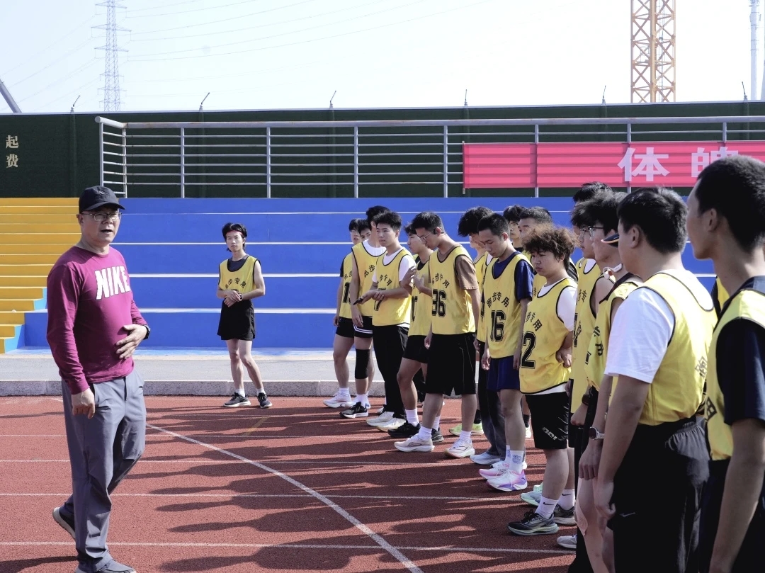 mmexport1762492476497