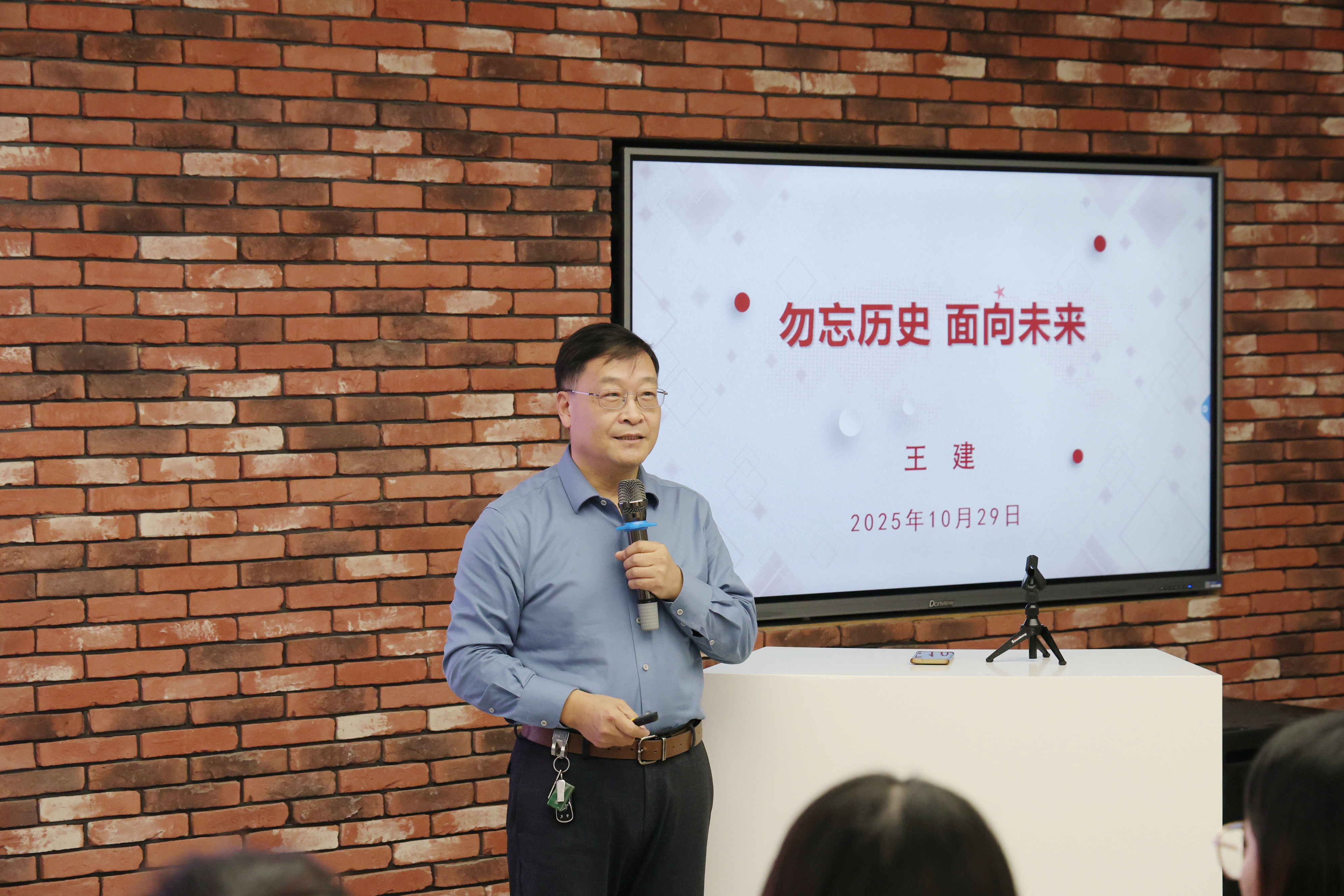 retouch_2025103020175960 retouch_2025103020175960