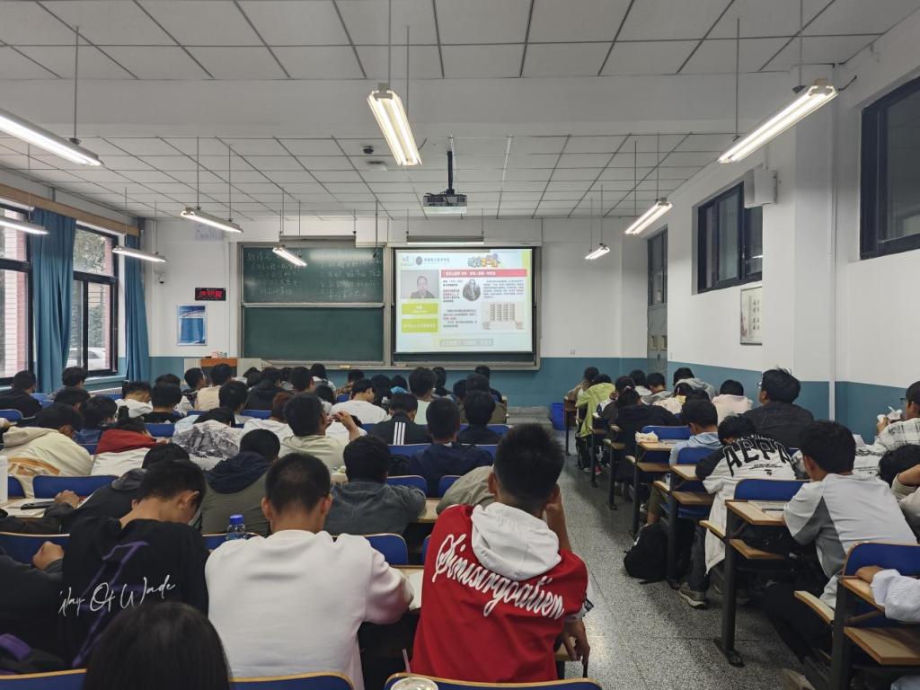 0712022455BCF27F1EDF0BFBB38_EB9CC395_19B7D