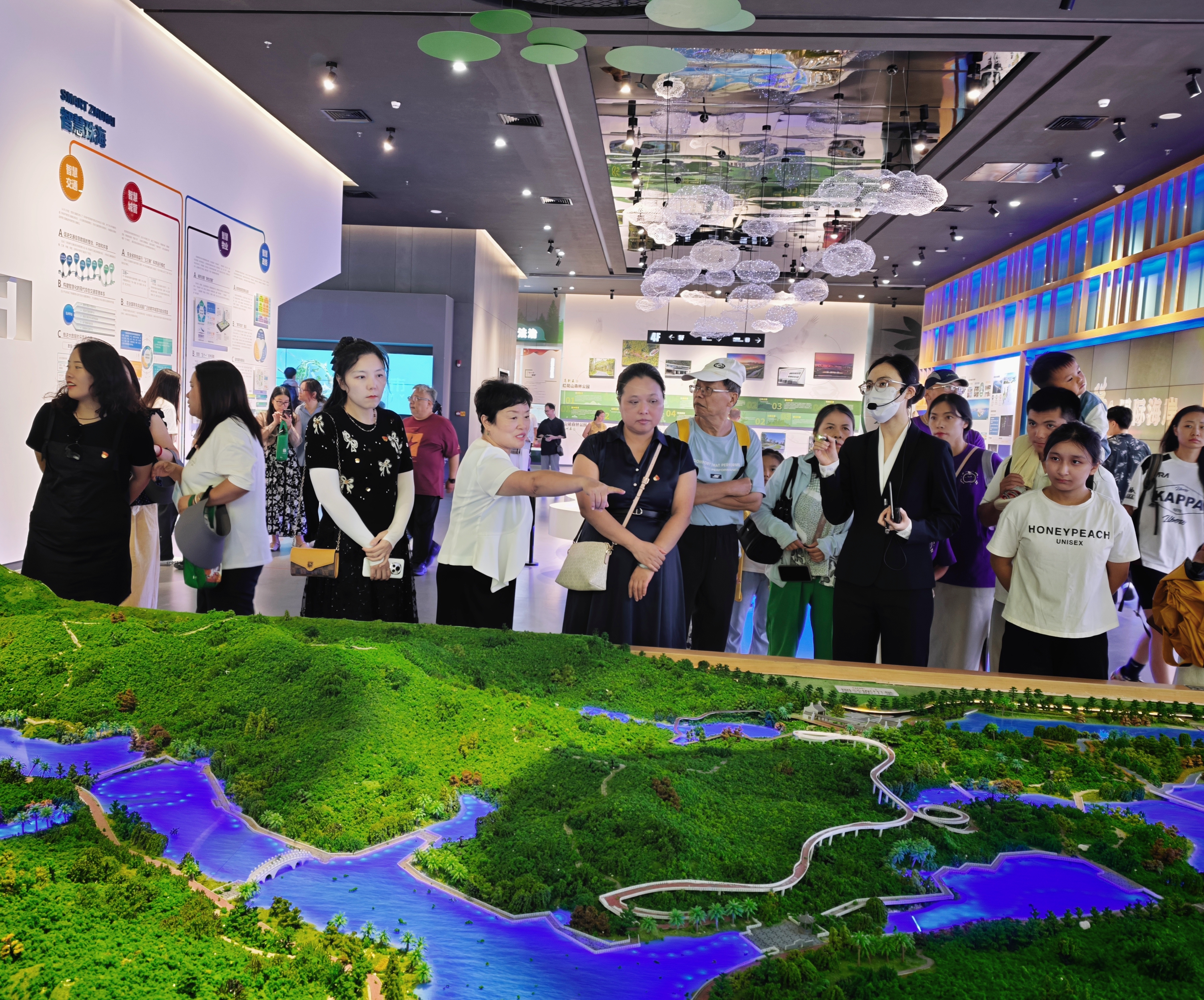 微信图片_20251024105323 微信图片_20251024105323