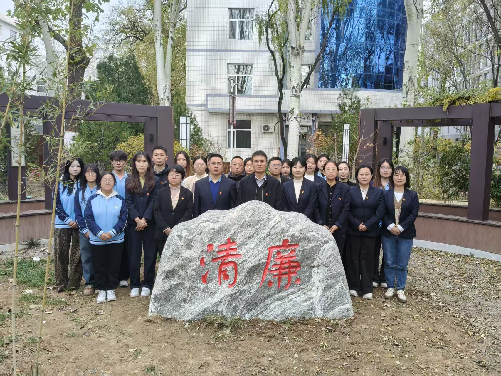 微信图片_20251112160929_1363_442