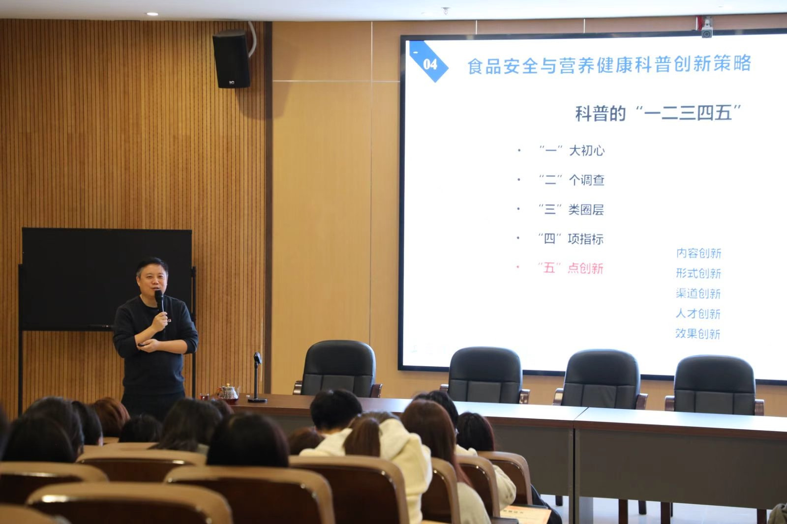 0b3c936051343d74fcf359e48bb3d6f8