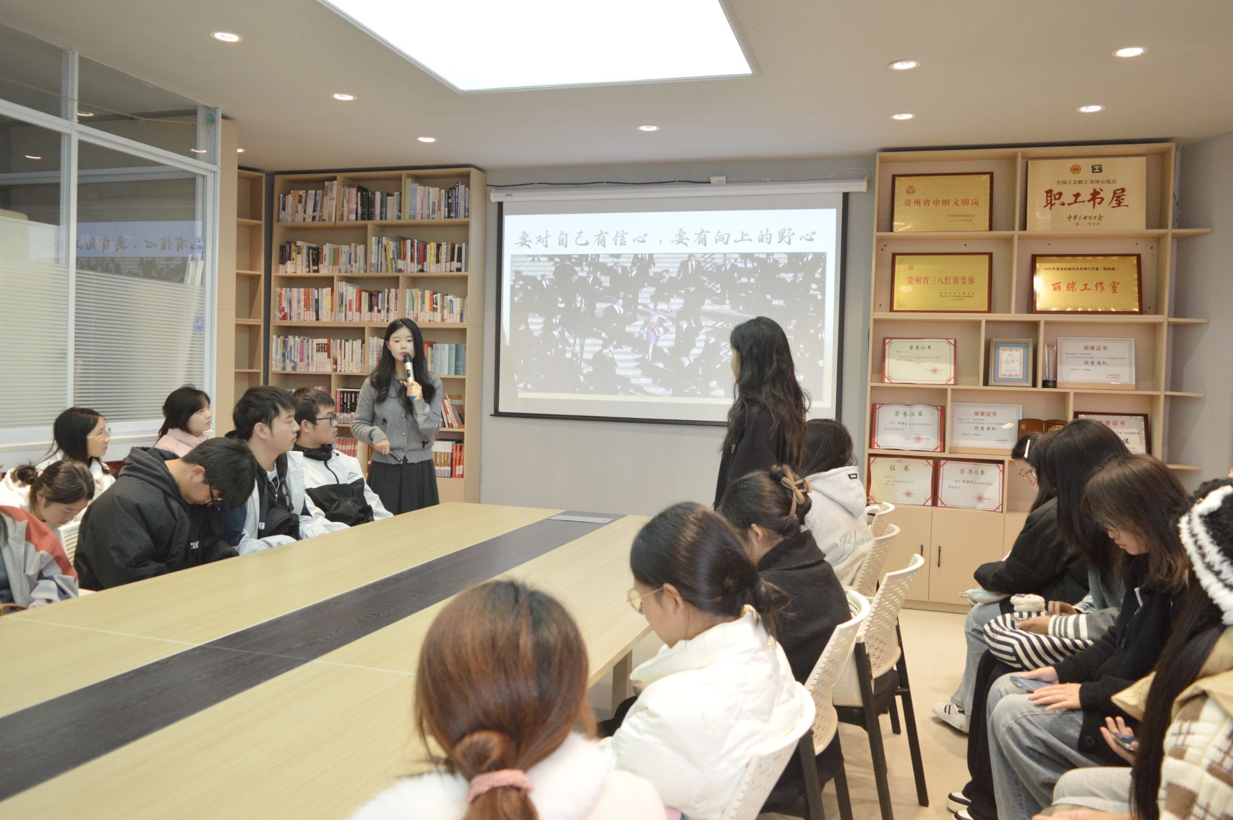 e7a66b90600ffe6282a0e8f802d58c5f