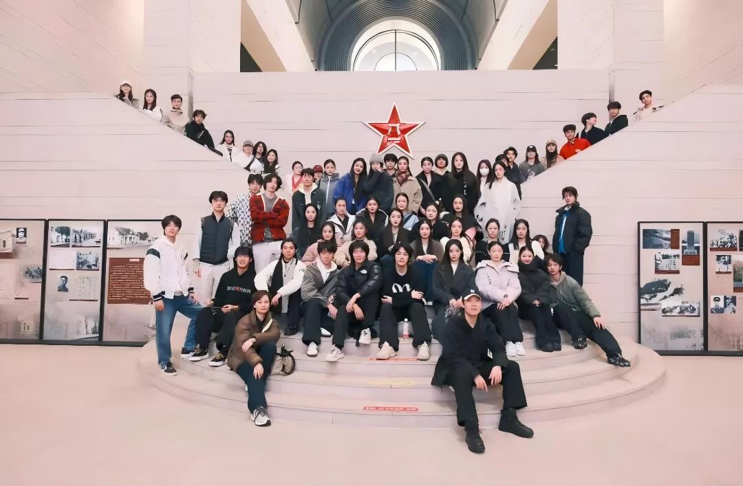 WPS图片(1) WPS图片(1)