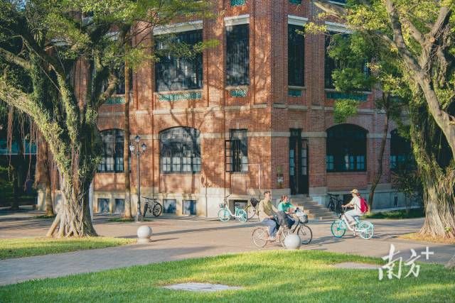 14A55F8B9DB7F586739465741B5_DBB7D012_132EE 14A55F8B9DB7F586739465741B5_DBB7D012_132EE