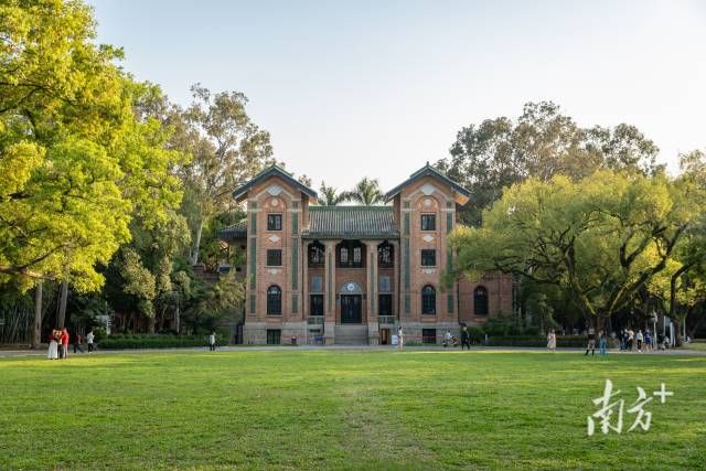 AF9C6BAD72A9FD7E8B10DDE24B6_029116EF_F7A7 AF9C6BAD72A9FD7E8B10DDE24B6_029116EF_F7A7