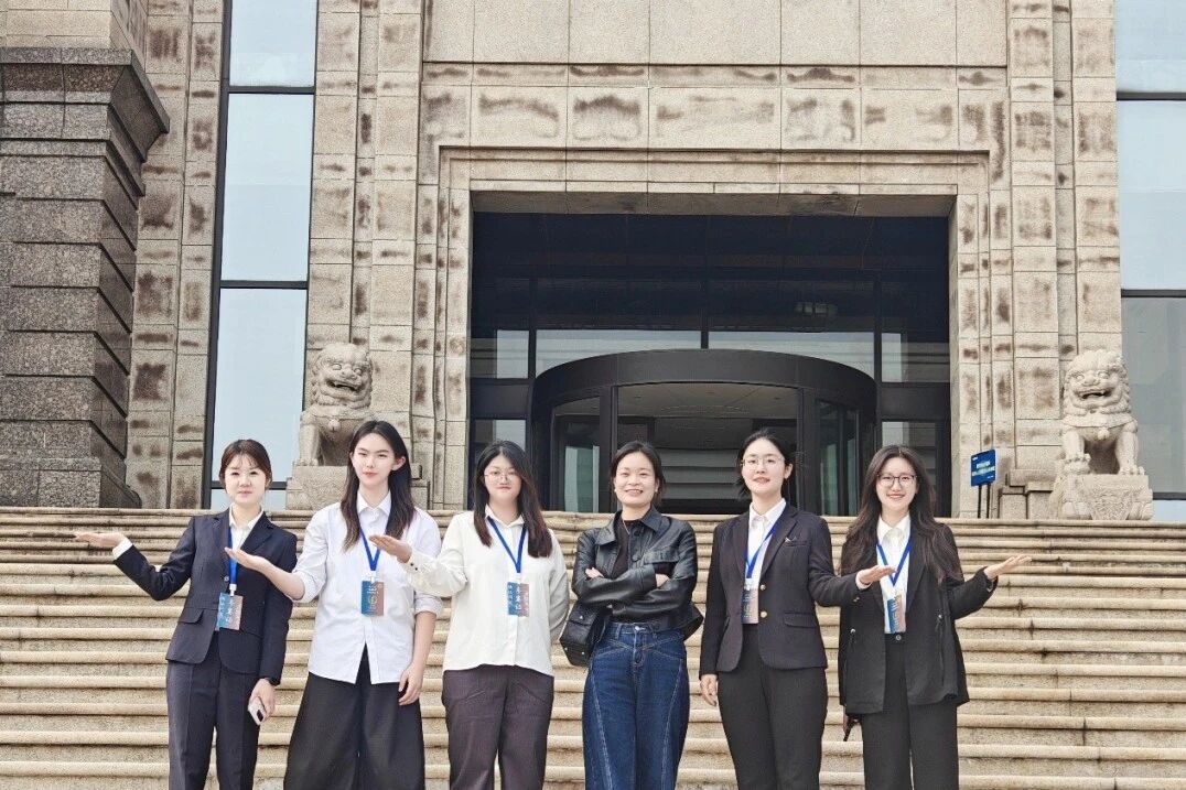 上海师范大学法学社在第十三届“法援杯”案例分析大赛中荣获优胜奖(2) 上海师范大学法学社在第十三届“法援杯”案例分析大赛中荣获优胜奖(2)