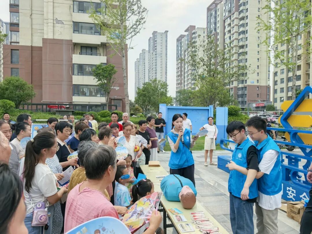 B561DD389634FC459918BED2796_F7C23D4F_151662