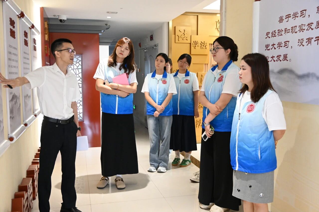 龙岩盛夏法声扬，乡路践法谱新章——上海师范大学法学社党支部赴福建龙岩探寻红色法治文化(3)