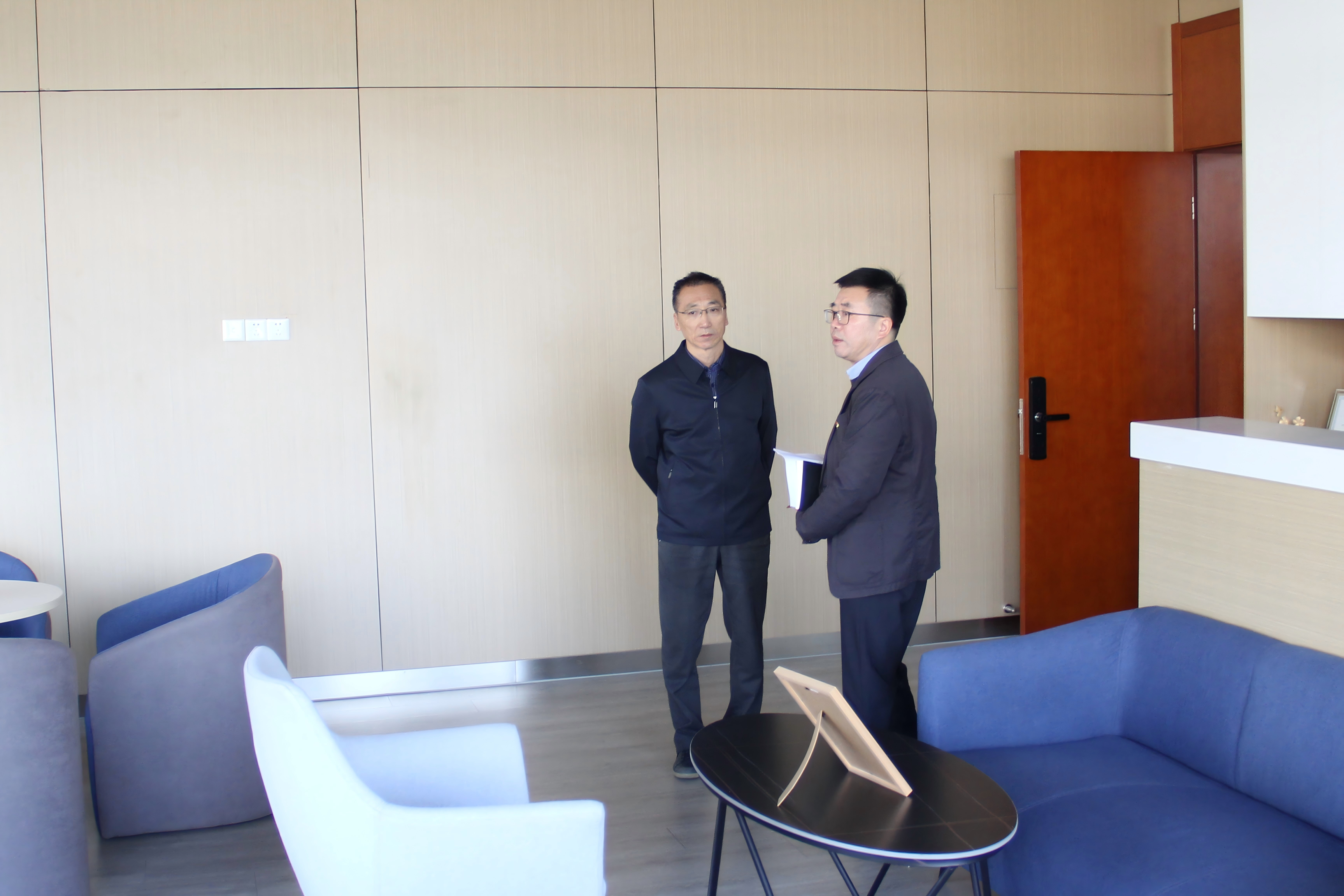 IMG_8073(1) IMG_8073(1)