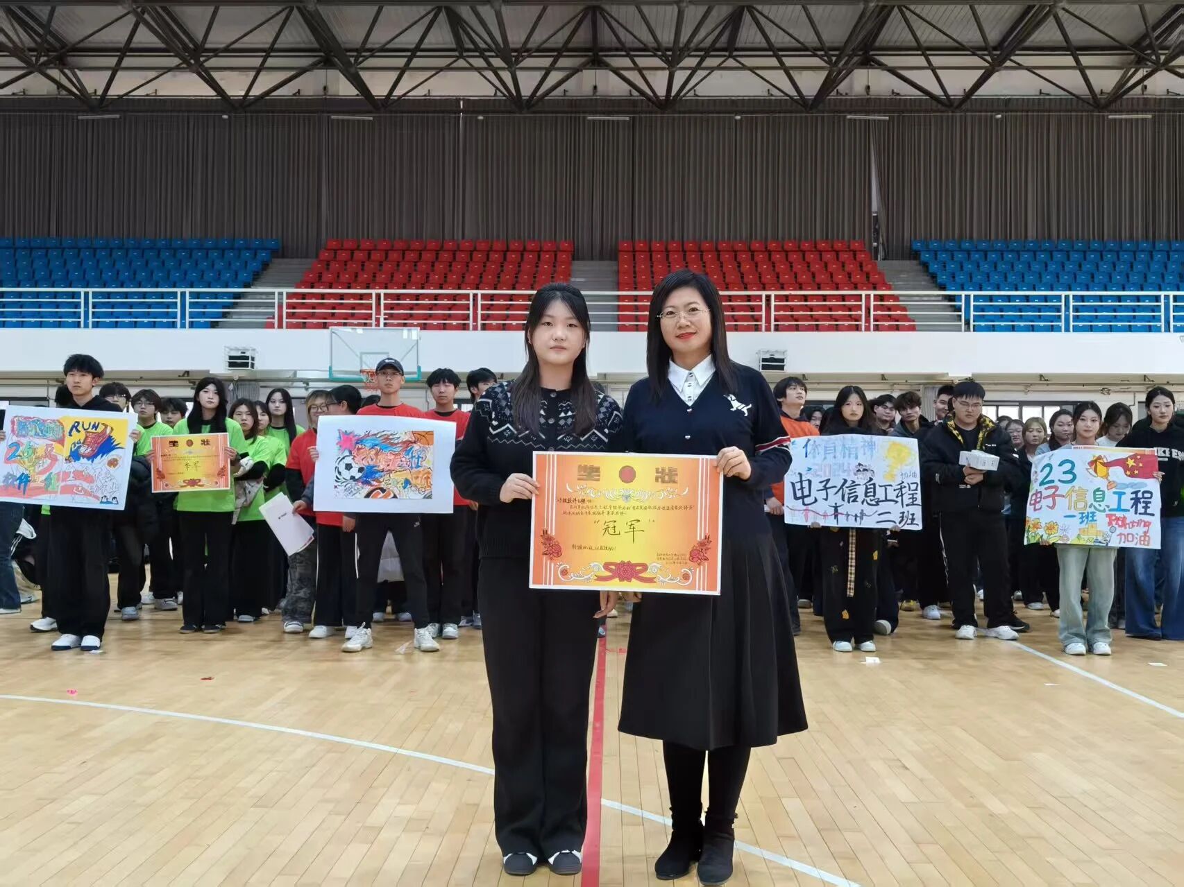 微信图片_2025-11-19_130239_398 微信图片_2025-11-19_130239_398