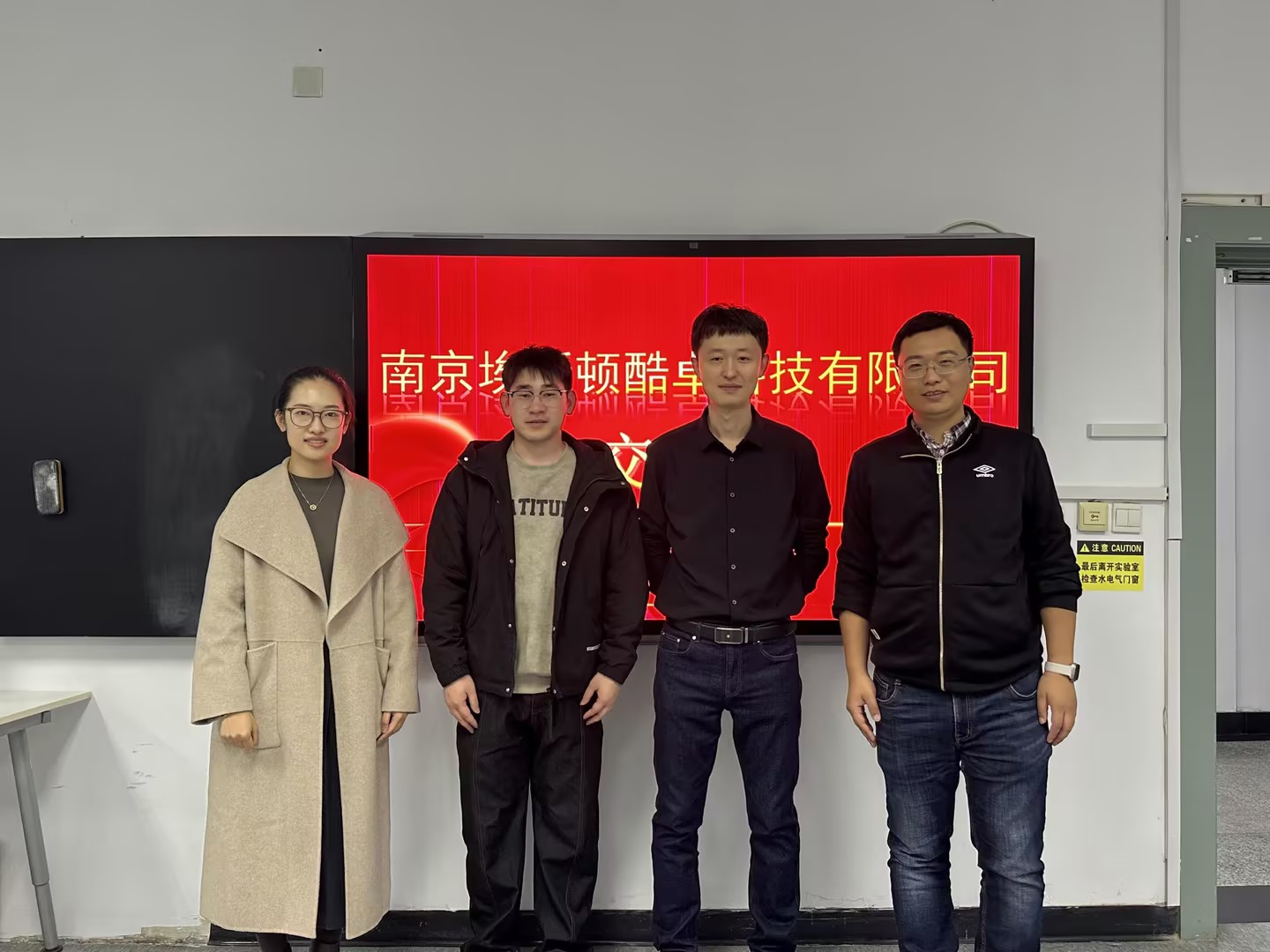 5c1aa1497516ce51118938d7b16e52df_compress