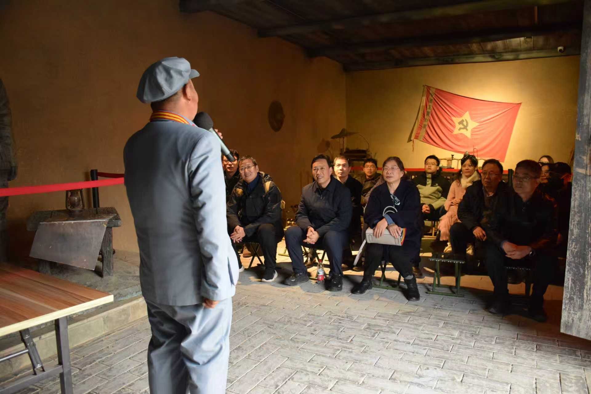 微信图片_20251117105654_41_1809 微信图片_20251117105654_41_1809