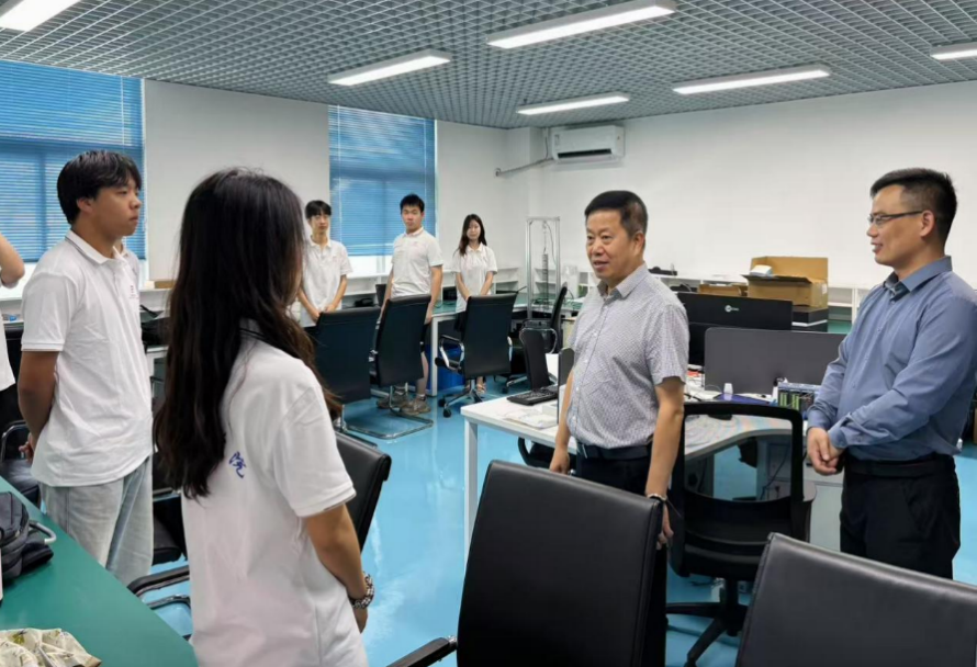 屏幕快照 2025-11-22 上午11.05.32