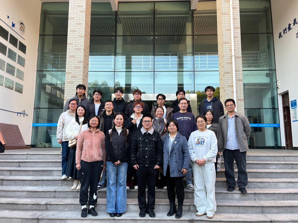 822954B190847B7D3643AF0A171_31228618_24E9A 822954B190847B7D3643AF0A171_31228618_24E9A