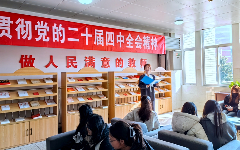 刘心雨宣讲2_副本