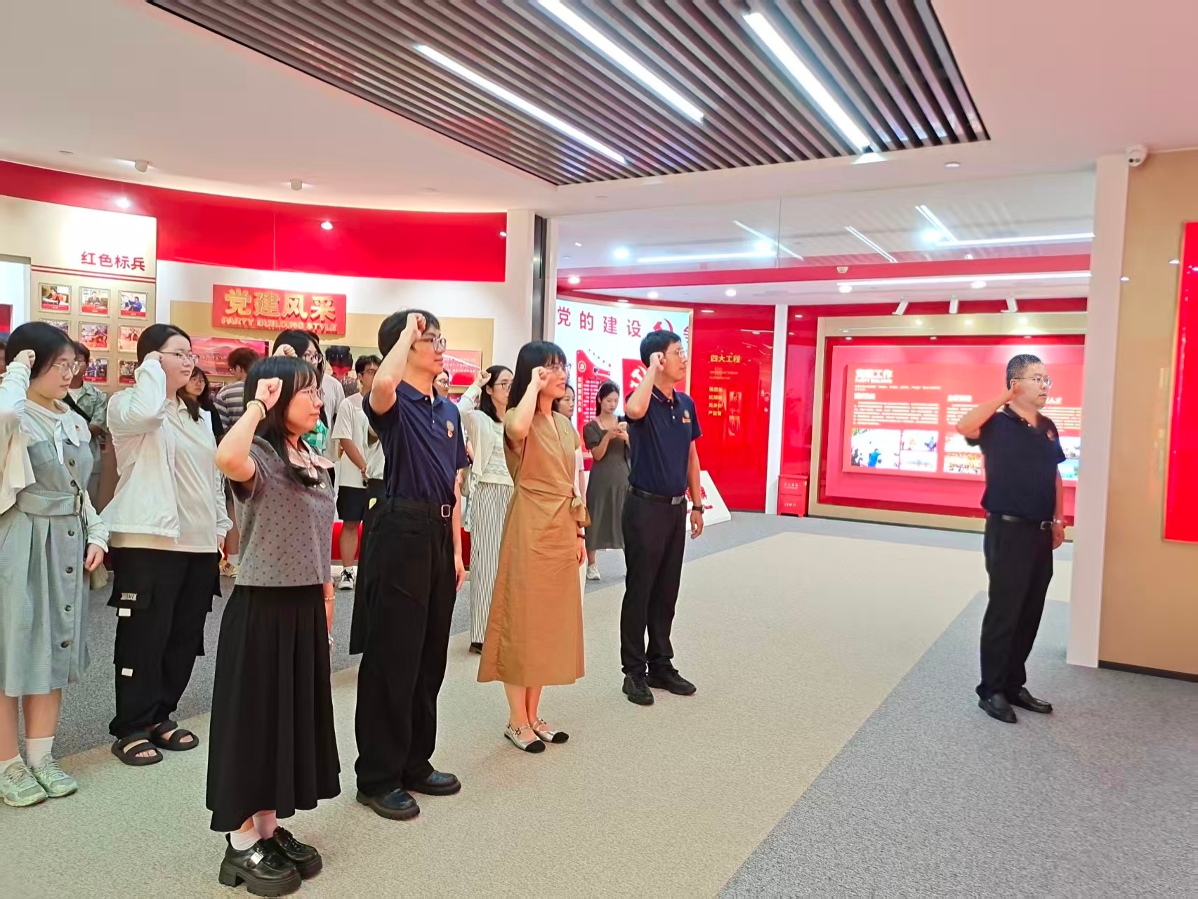 f675fe854a19ff5cd5710336fd6a0393 f675fe854a19ff5cd5710336fd6a0393