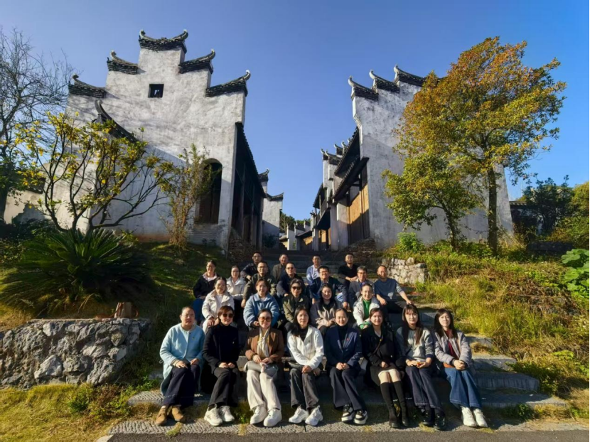 476FB416573E15814FA82A722D5F7B25