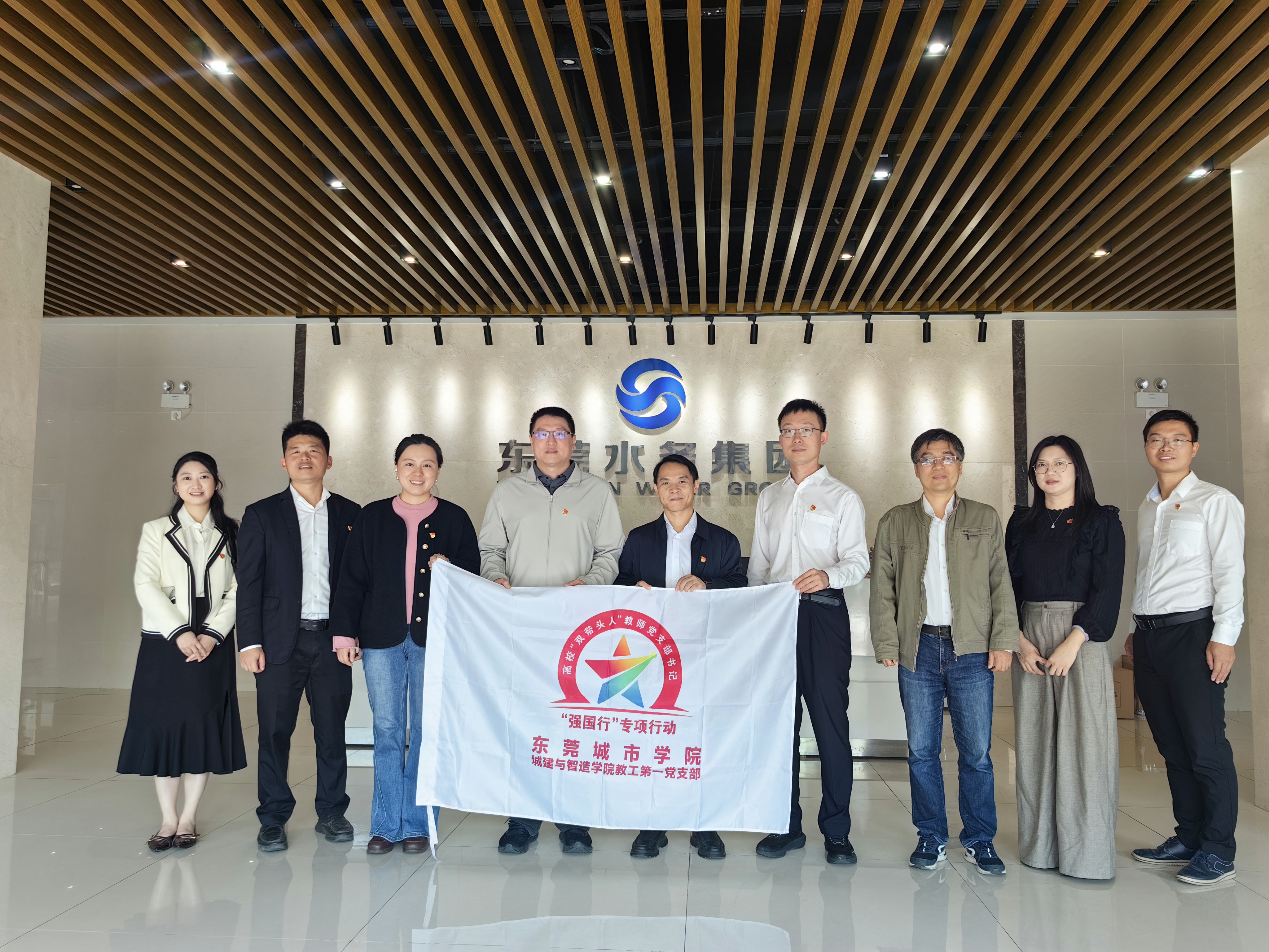 f2eba5d5a934fad29222bdee3ef9ec9e_origin(1) f2eba5d5a934fad29222bdee3ef9ec9e_origin(1)