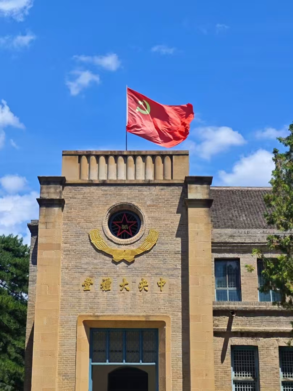 微信图片_2025-11-28_124858_516