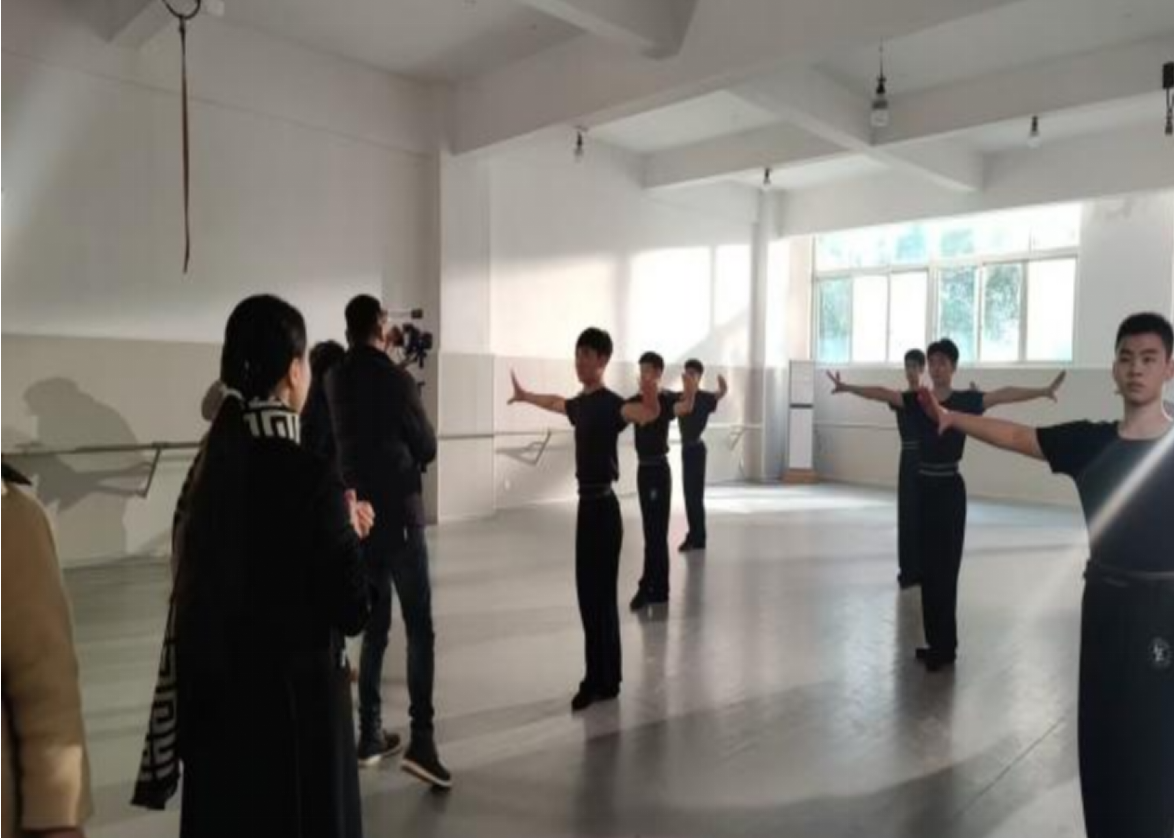 a413eb5ba3b6c69f143480df2c53fbfb a413eb5ba3b6c69f143480df2c53fbfb