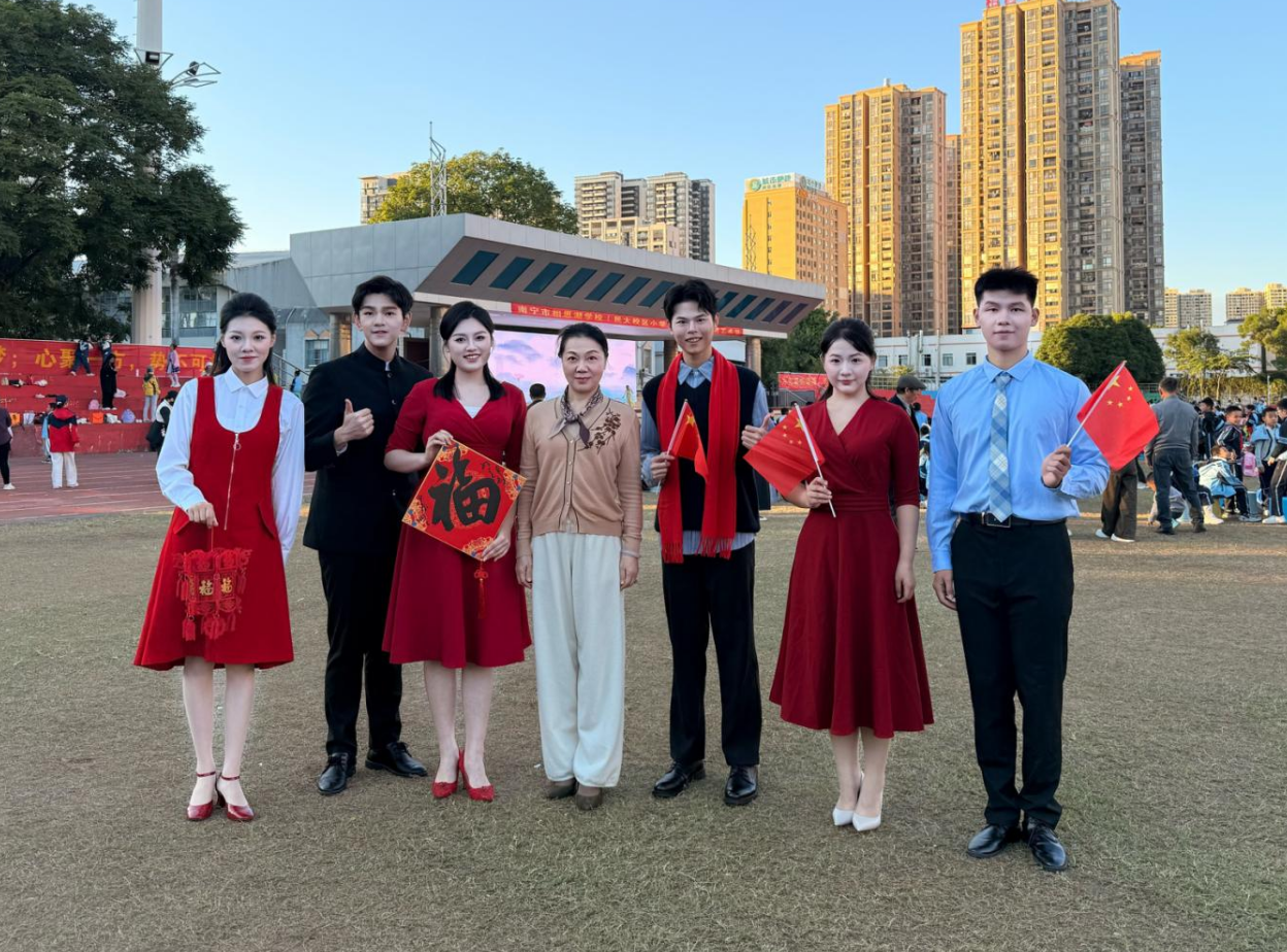 9e77e532-a1d2-48bb-889b-ce81425508e6