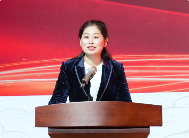 英山县副县长黄伟致辞