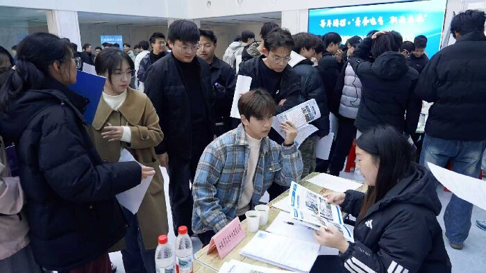 bfce36e1-90d8-4dd7-b9ac-b7066e86feb8