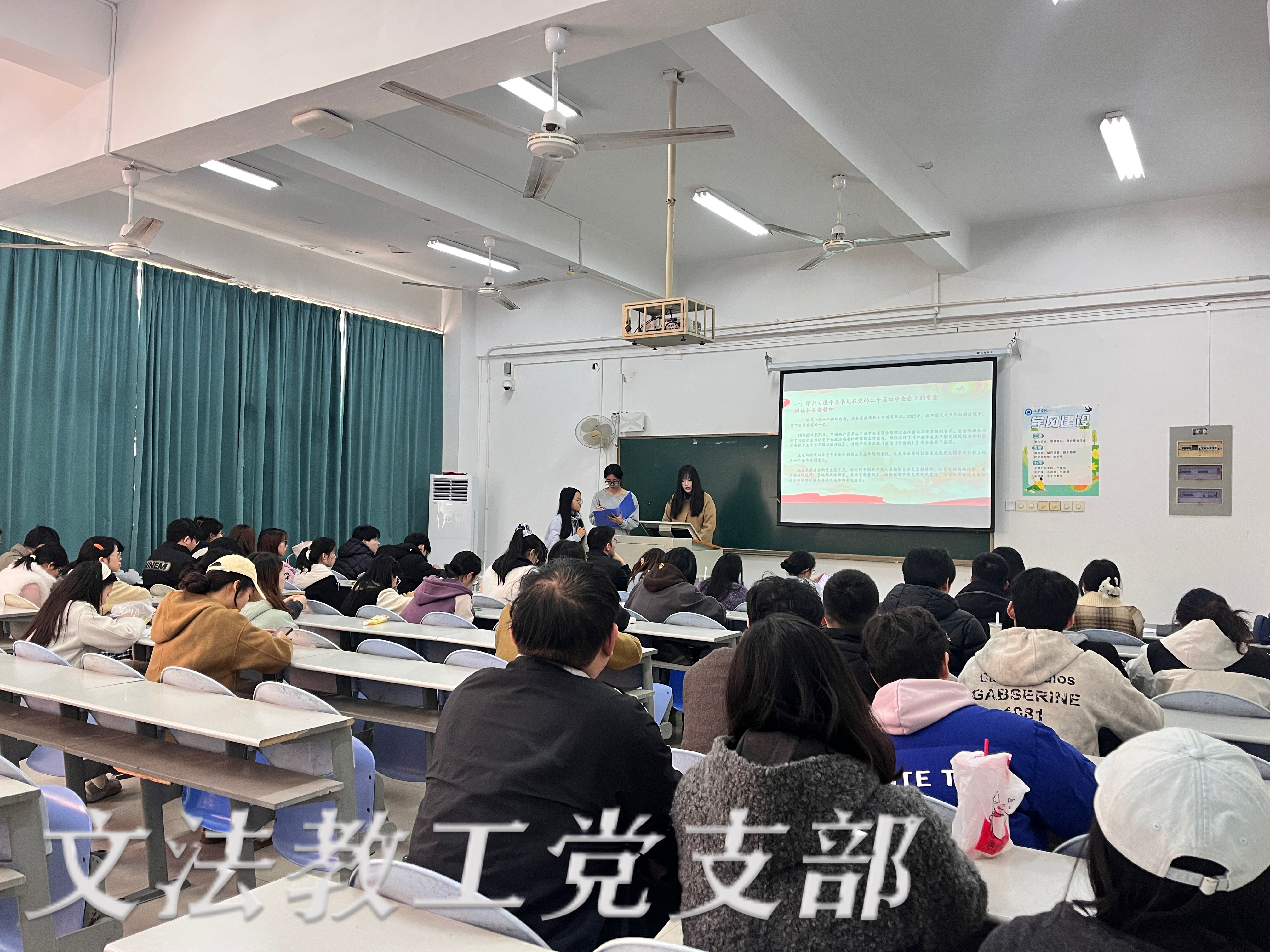 2098587221f818dc8eb80b85824a9f4f