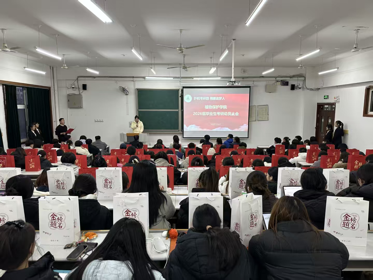 43e0342152933acbce98f769d66d0d41