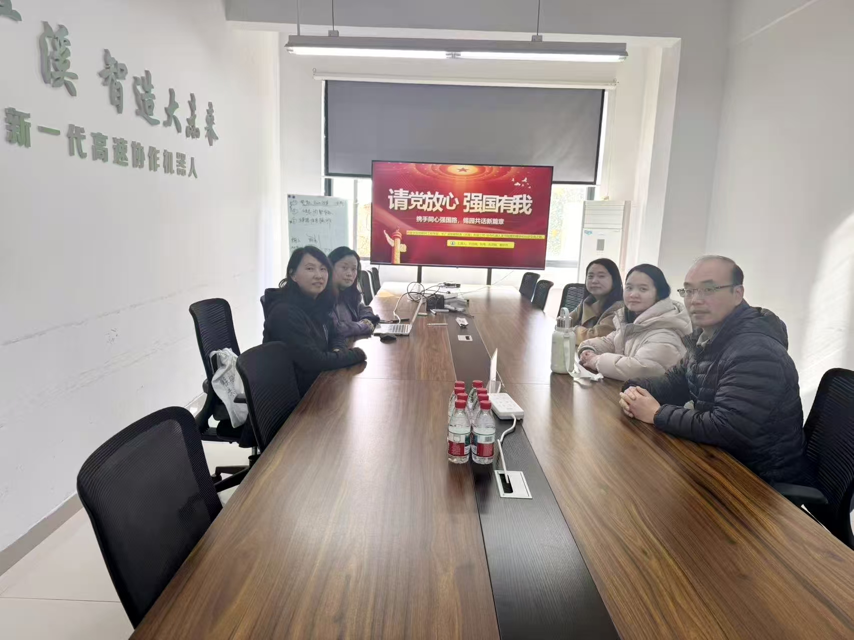 1bf5bb161d59816cd4bc7c6a09a4e5f4