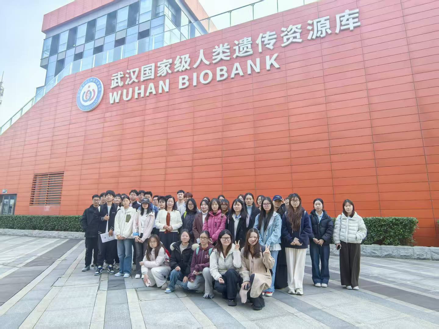 208e1322e33fb5fadb78aa7879a5fc0c