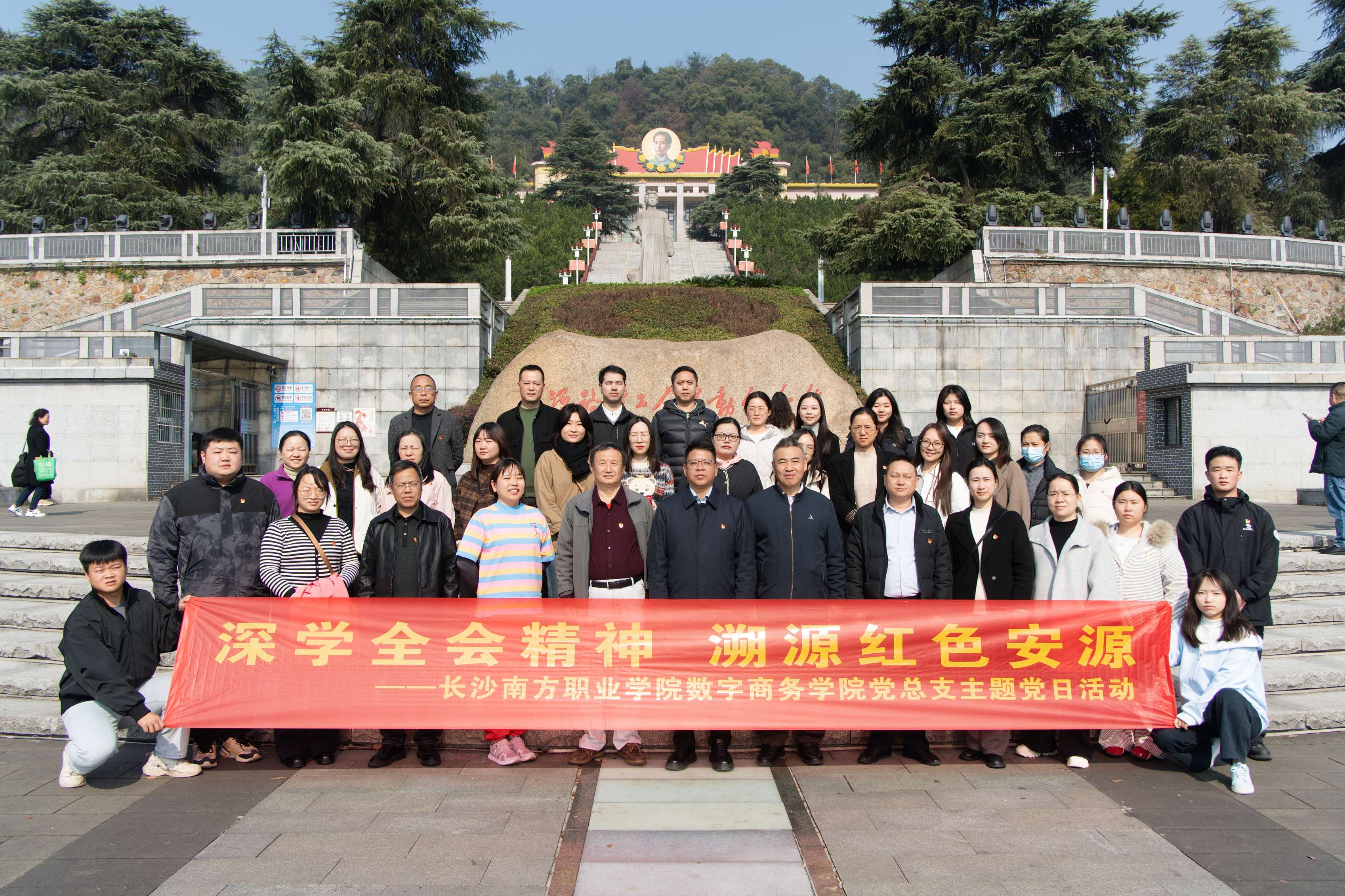 4a83475a9f3a0c812bc770fa72e6a551(1) 4a83475a9f3a0c812bc770fa72e6a551(1)