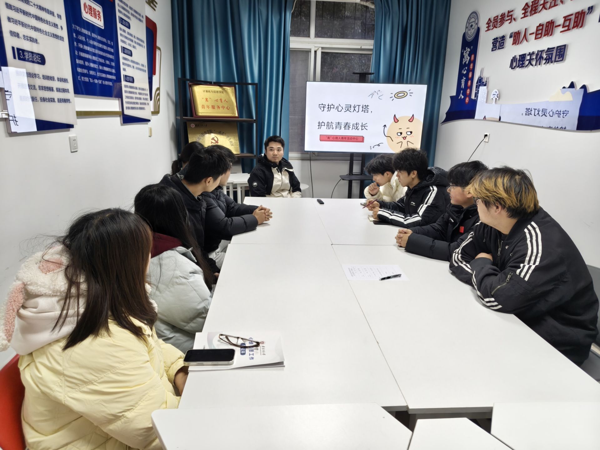 e3129b64-38dc-4226-8ac7-77edcd9f139f