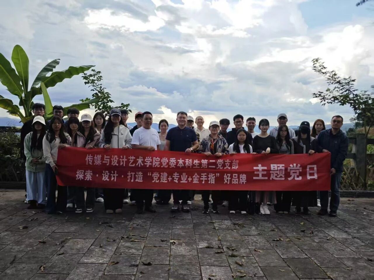 微信图片_2025-12-15_110053_232