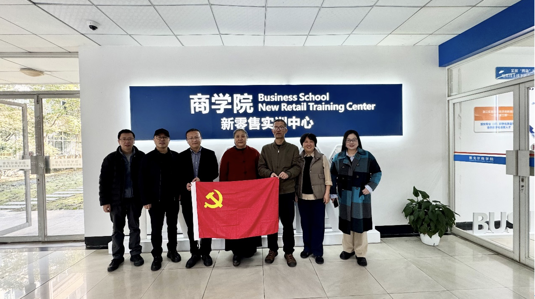 截屏2025-12-15 15.17.35