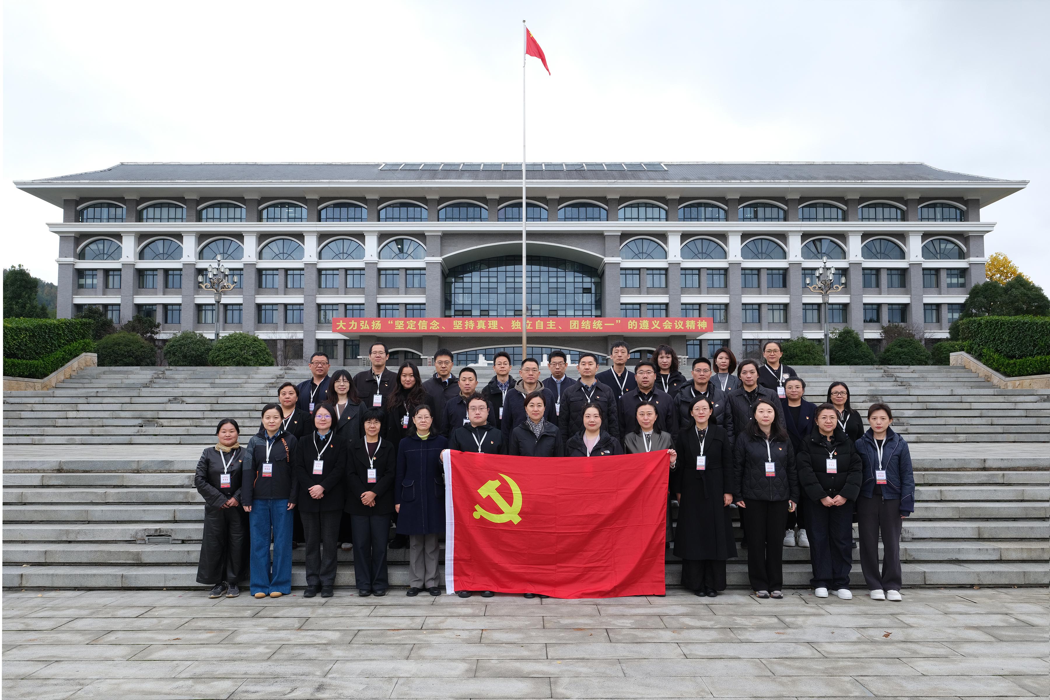 点击查看原图 wps_doc_2(1).jpeg