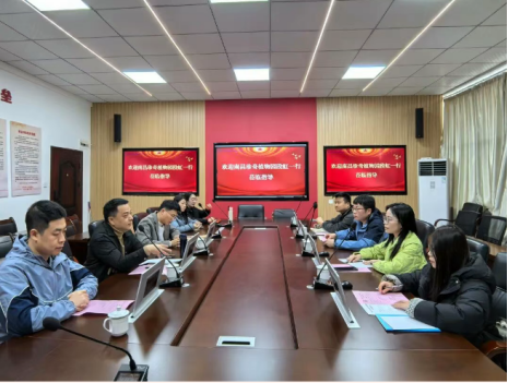 15b8cfdf49e04e5680a9b94beff82802